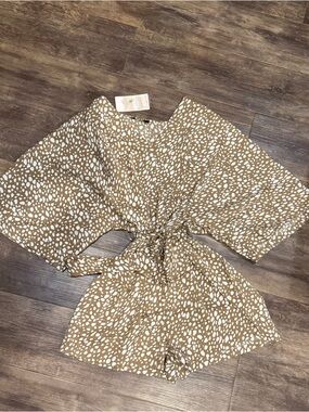 NWT Neutral Dot Tie-Waist Romper